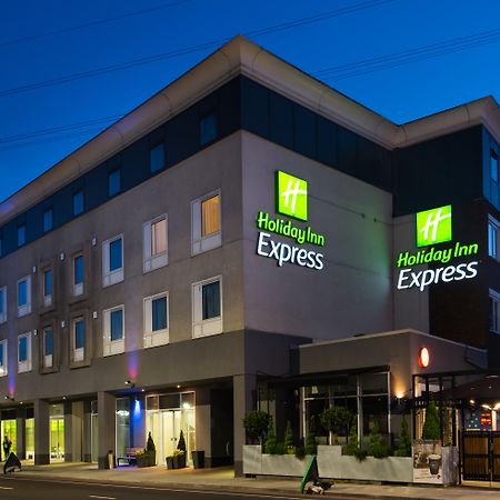 Holiday Inn Express London-Wimbledon-South, An Ihg Hotel Luaran gambar